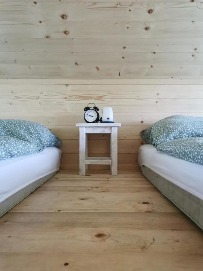 Treehome Tinyhouse Střítež Dış mekan fotoğraf
