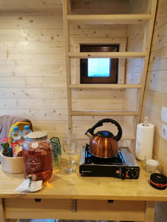 Treehome Tinyhouse Střítež Dış mekan fotoğraf